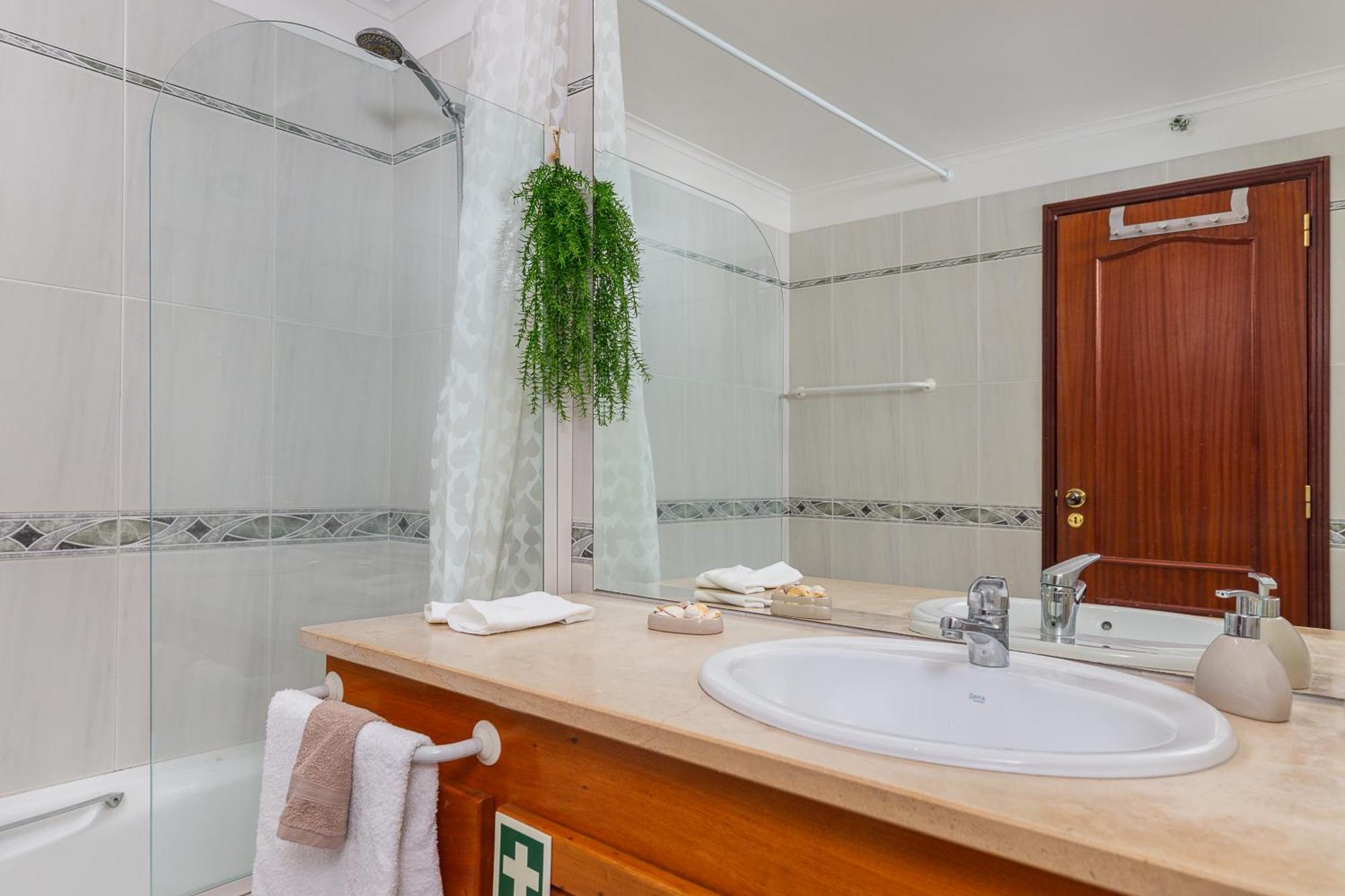 Breeze Beach House Setubal Luaran gambar